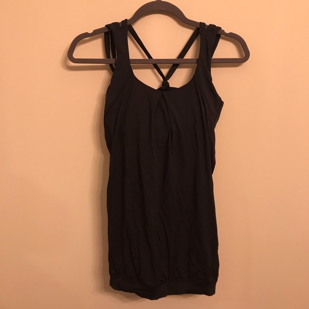 Lululemon tank top with built in bra